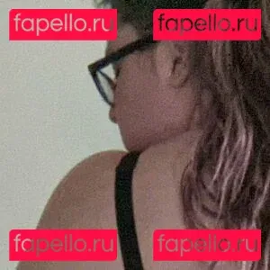 m1111211111221 Onlyfans Photo Gallery 