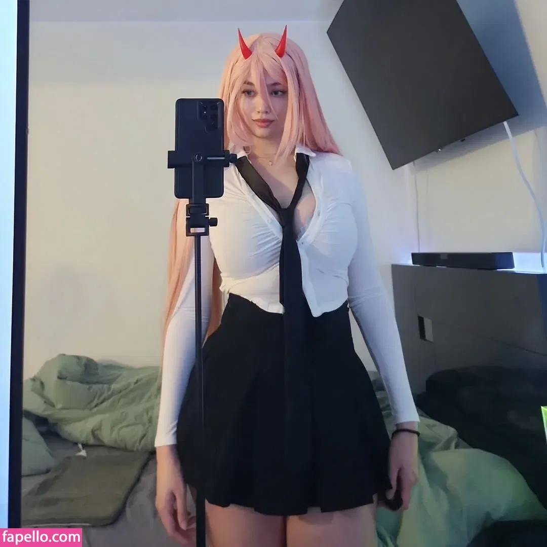 qilin.anh Onlyfans Photo Gallery 