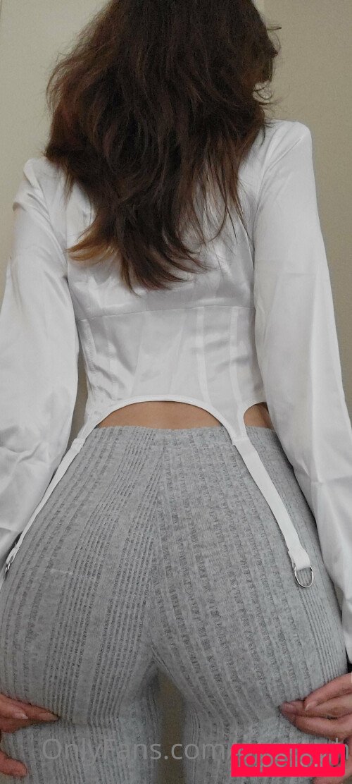 qilin.anh Onlyfans Photo Gallery 