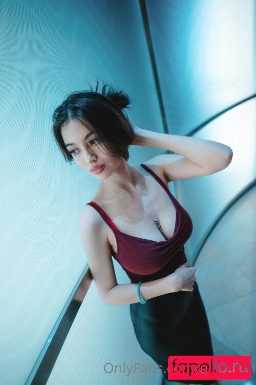 qilin.anh Onlyfans Photo Gallery 