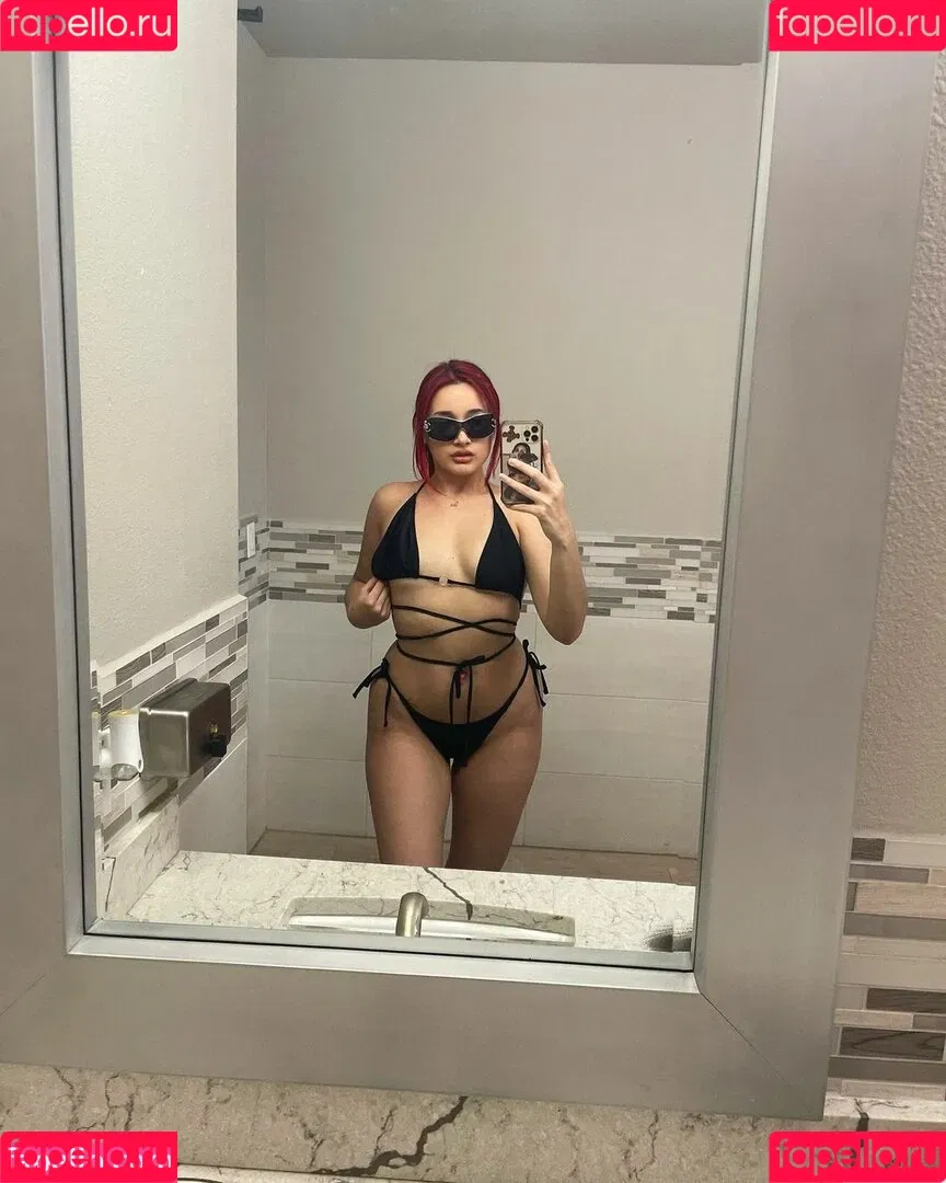 Chxrrychick Onlyfans Photo Gallery 