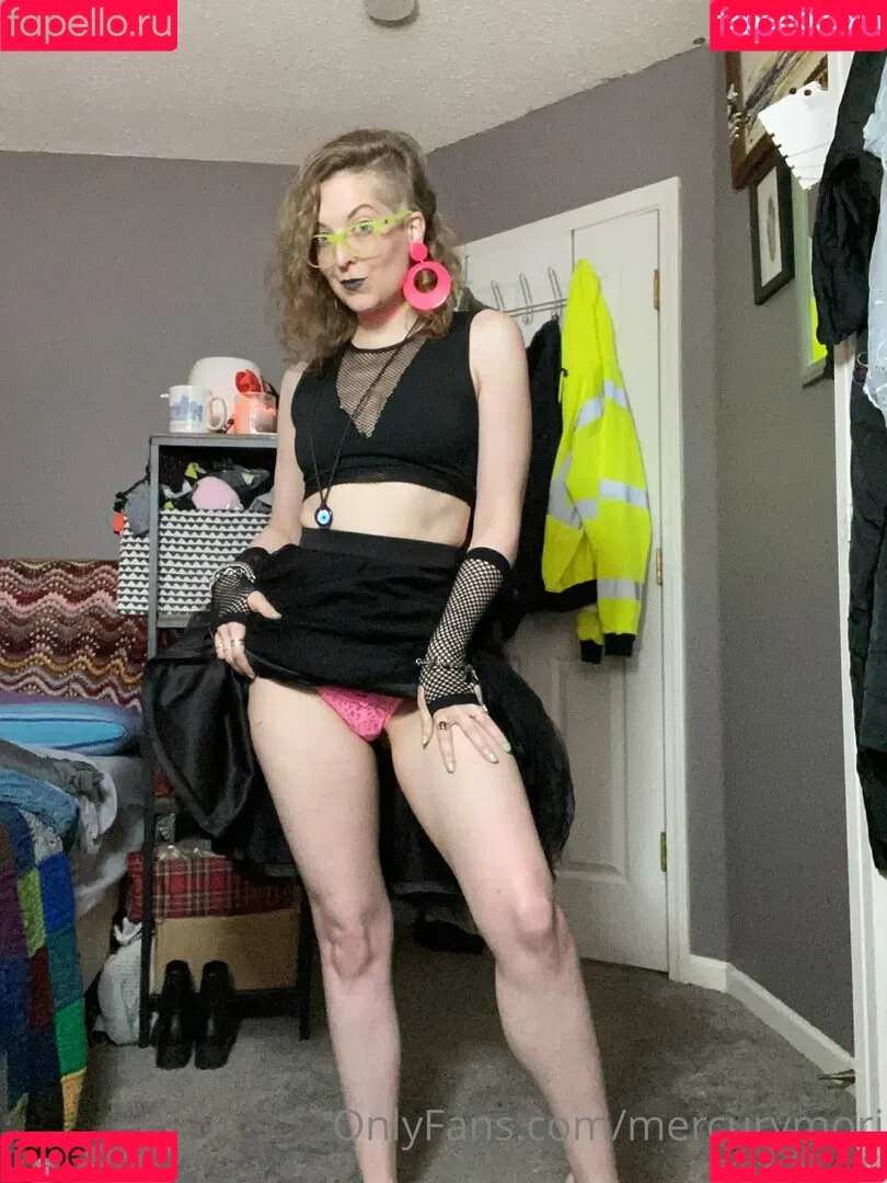 mercurymori Onlyfans Photo Gallery 