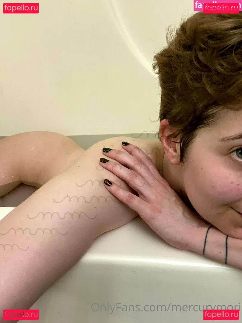 mercurymori Onlyfans Photo Gallery 