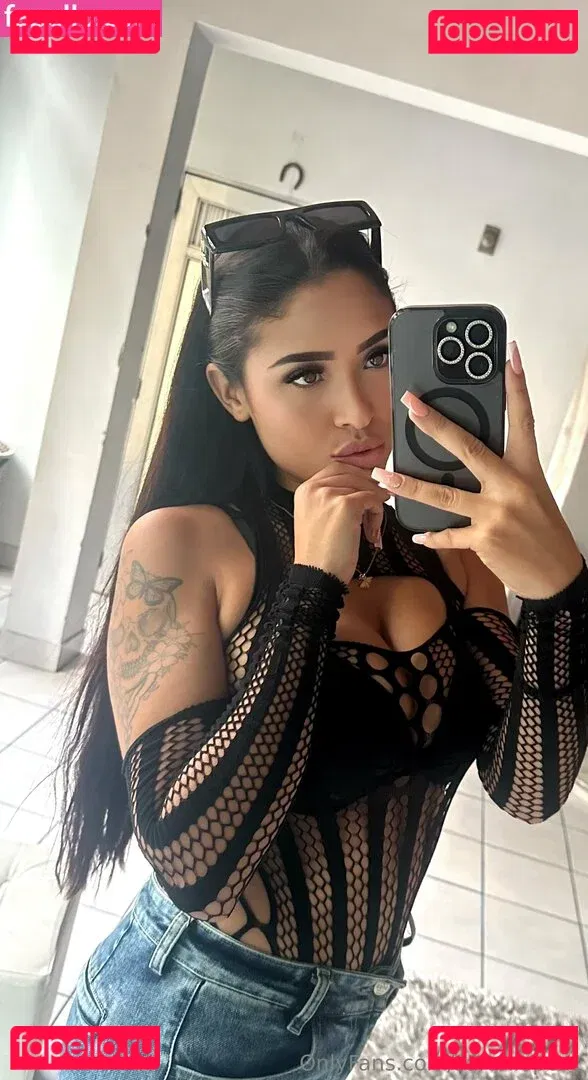 sarahlopez1 Onlyfans Photo Gallery 
