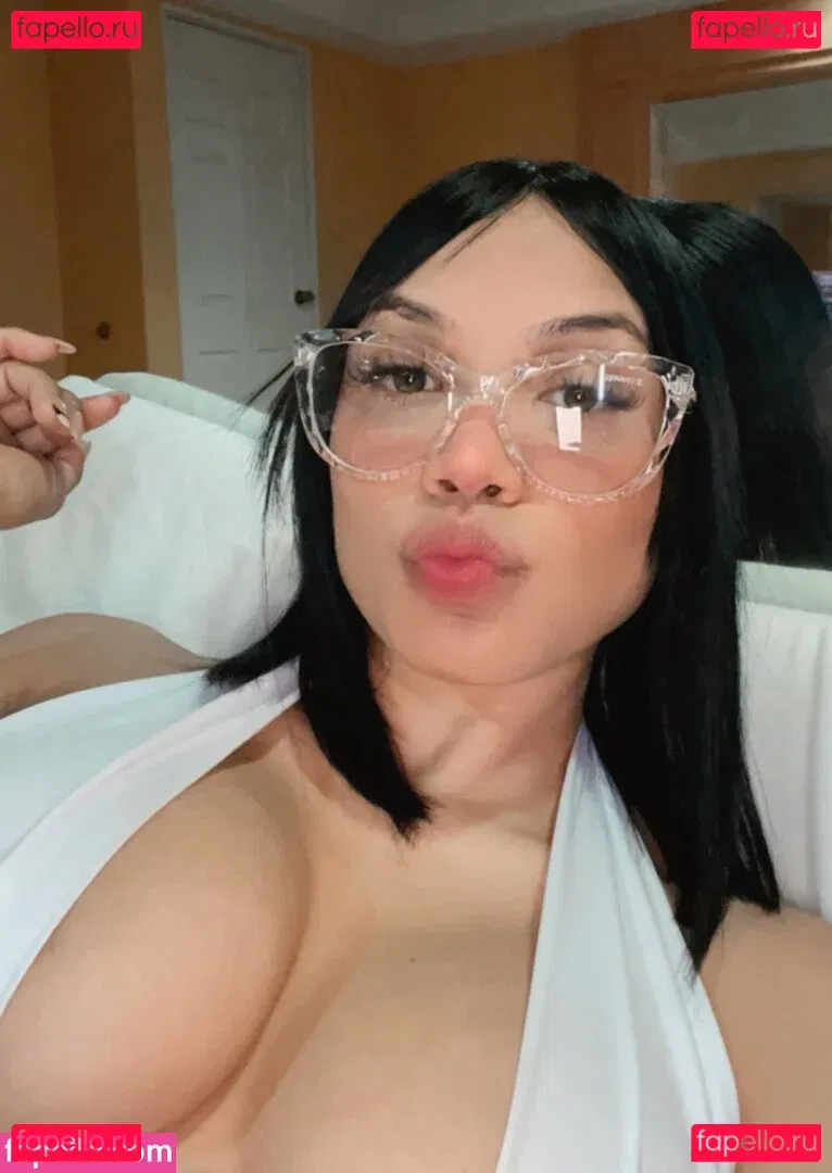 zirsethm Onlyfans Photo Gallery 