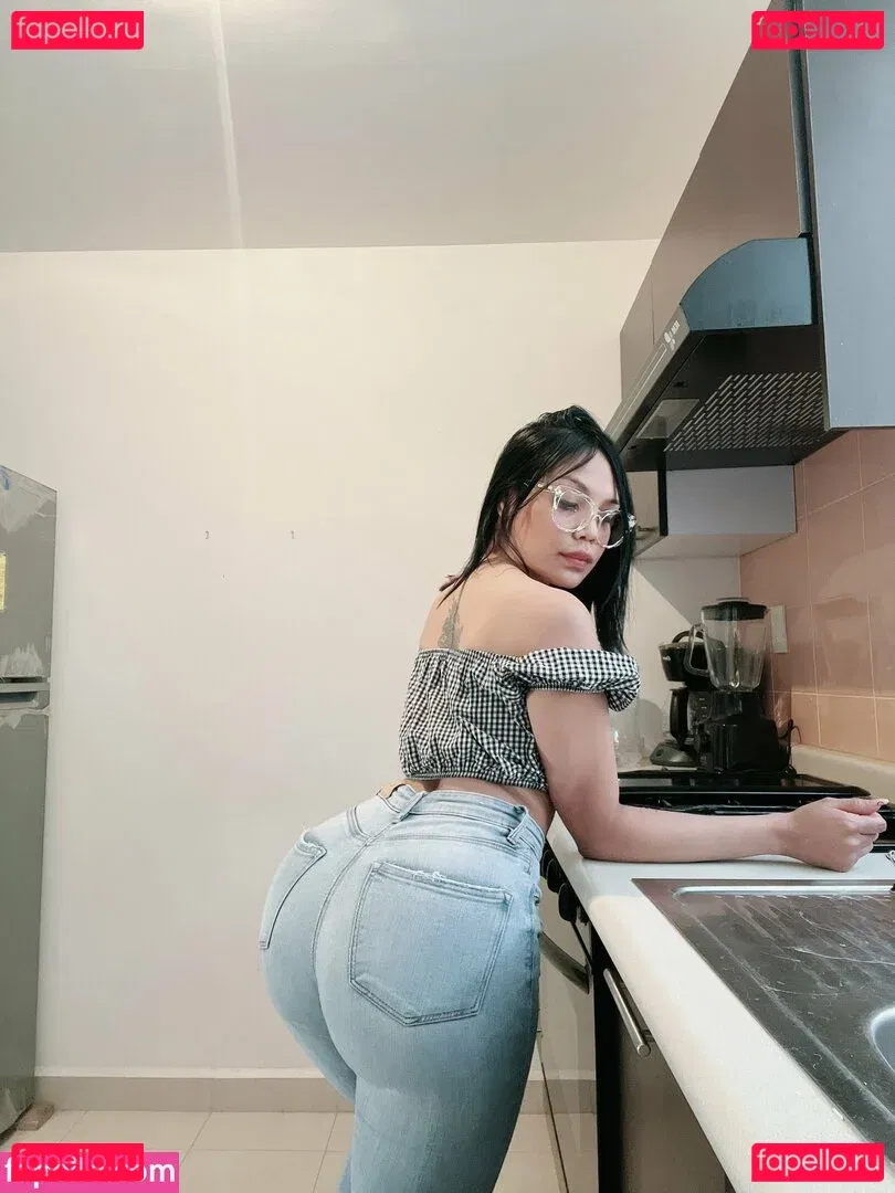 zirsethm Onlyfans Photo Gallery 