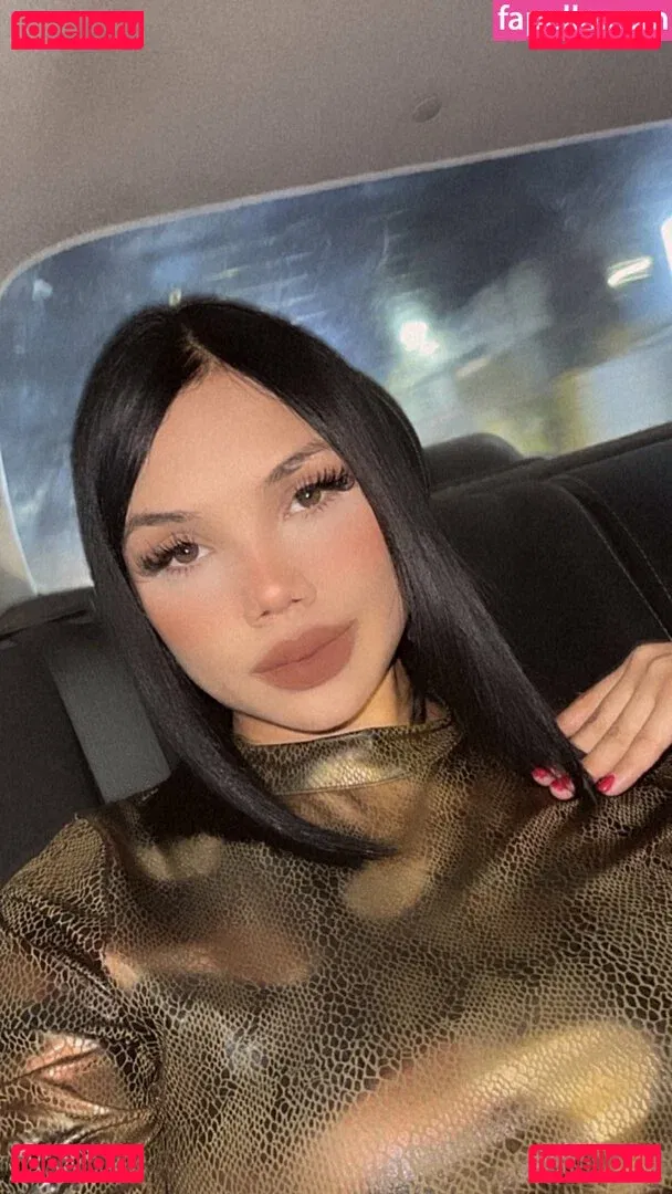 zirsethm Onlyfans Photo Gallery 