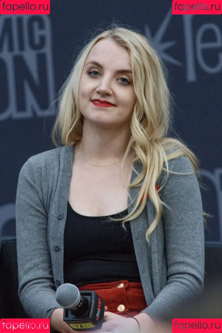 Evanna Lynch Onlyfans Photo Gallery 