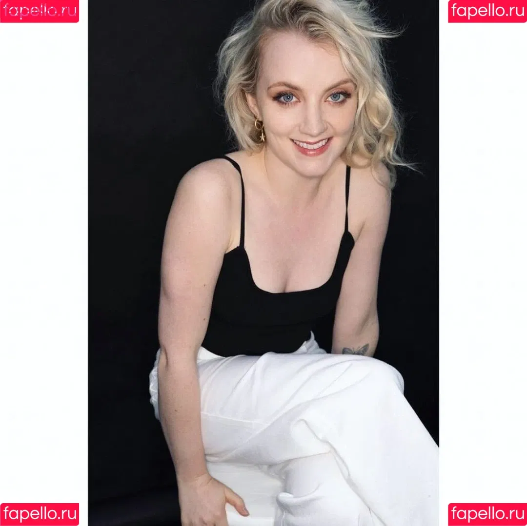 Evanna Lynch Onlyfans Photo Gallery 