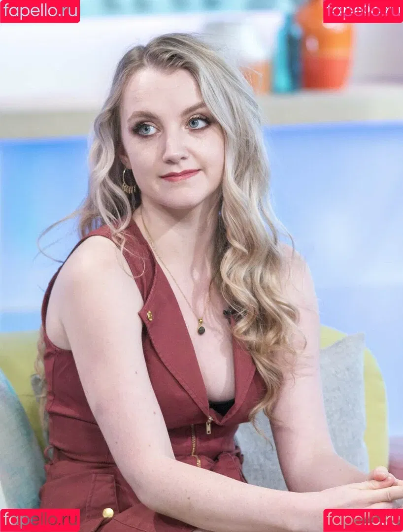 Evanna Lynch Onlyfans Photo Gallery 