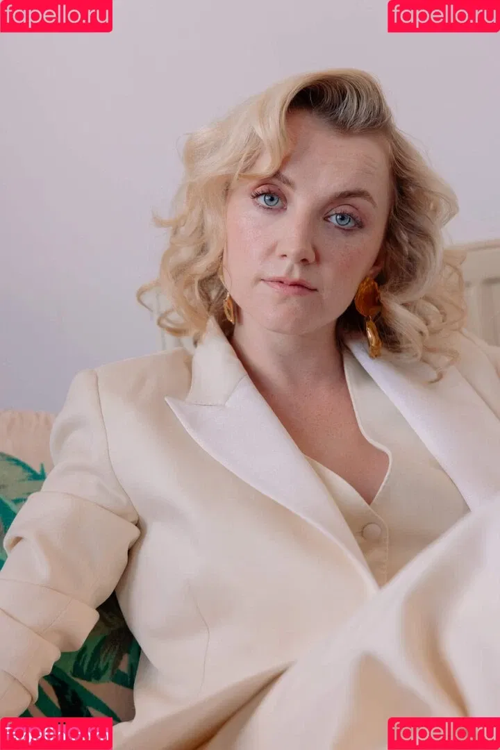 Evanna Lynch Onlyfans Photo Gallery 