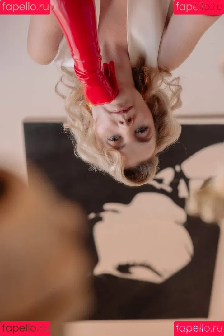 Evanna Lynch Onlyfans Photo Gallery 