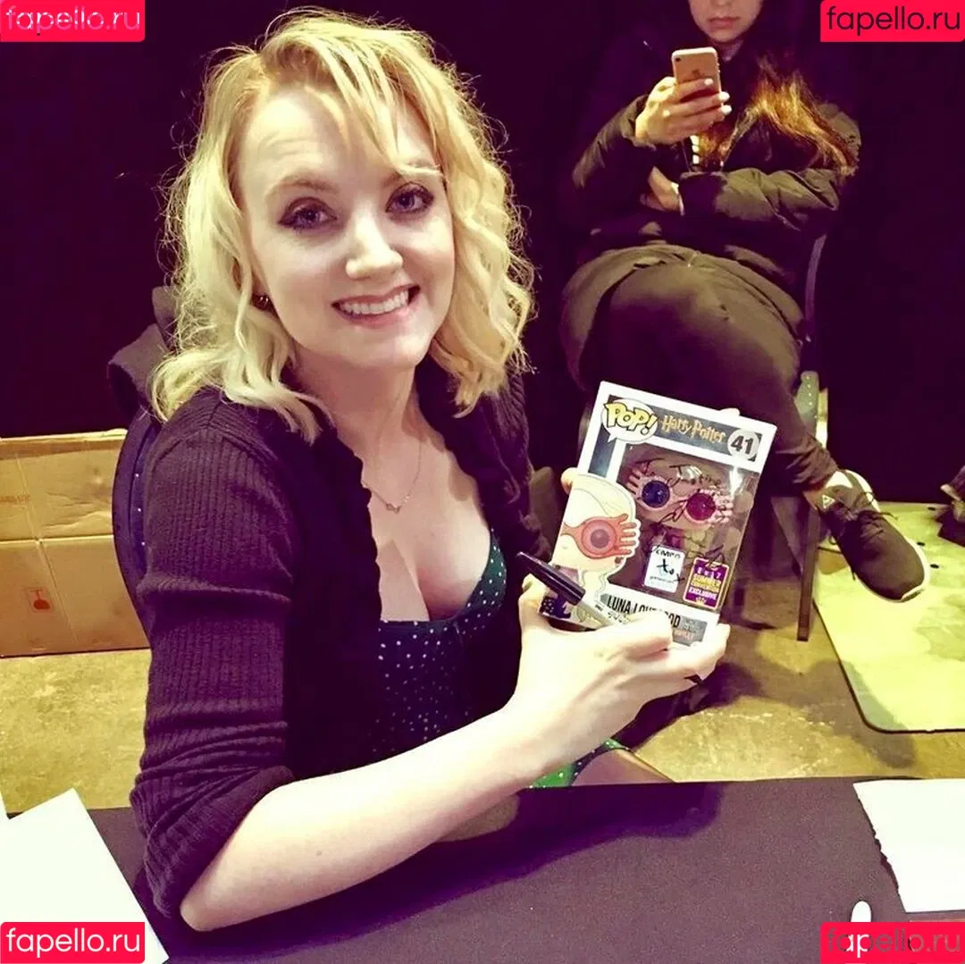 Evanna Lynch Onlyfans Photo Gallery 