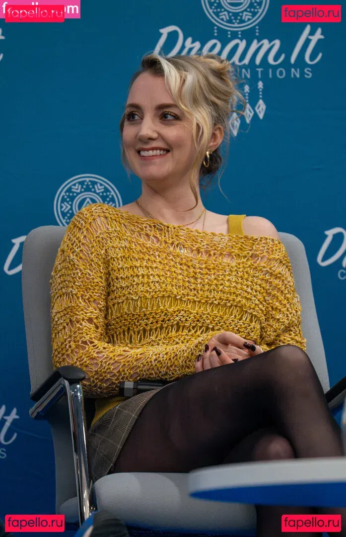 Evanna Lynch Onlyfans Photo Gallery 