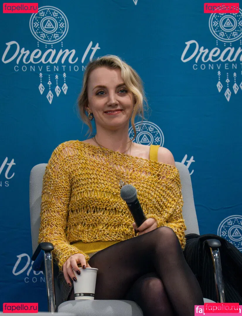 Evanna Lynch Onlyfans Photo Gallery 