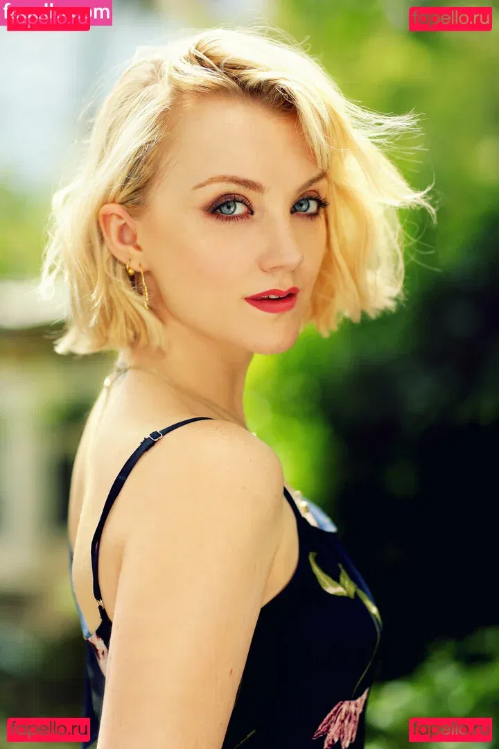 Evanna Lynch Onlyfans Photo Gallery 