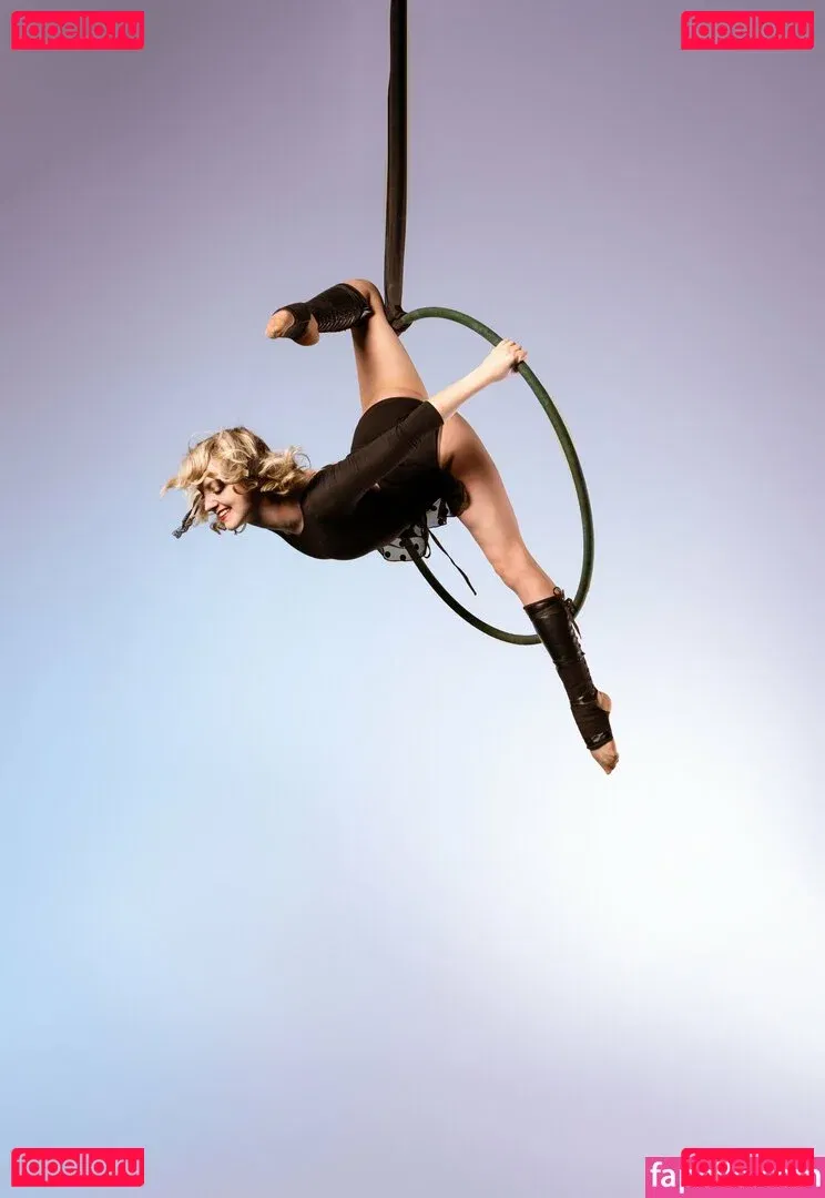 Evanna Lynch Onlyfans Photo Gallery 