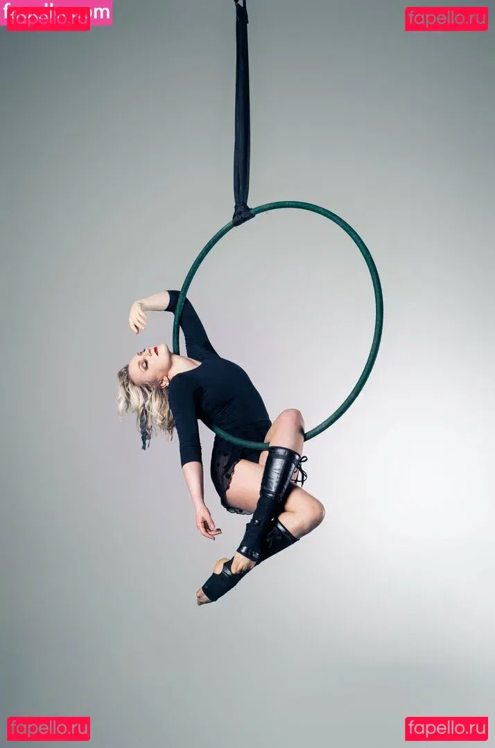 Evanna Lynch Onlyfans Photo Gallery 