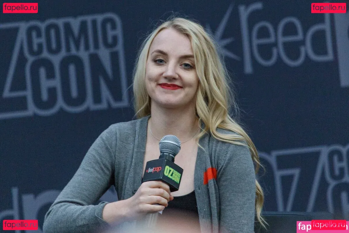 Evanna Lynch Onlyfans Photo Gallery 