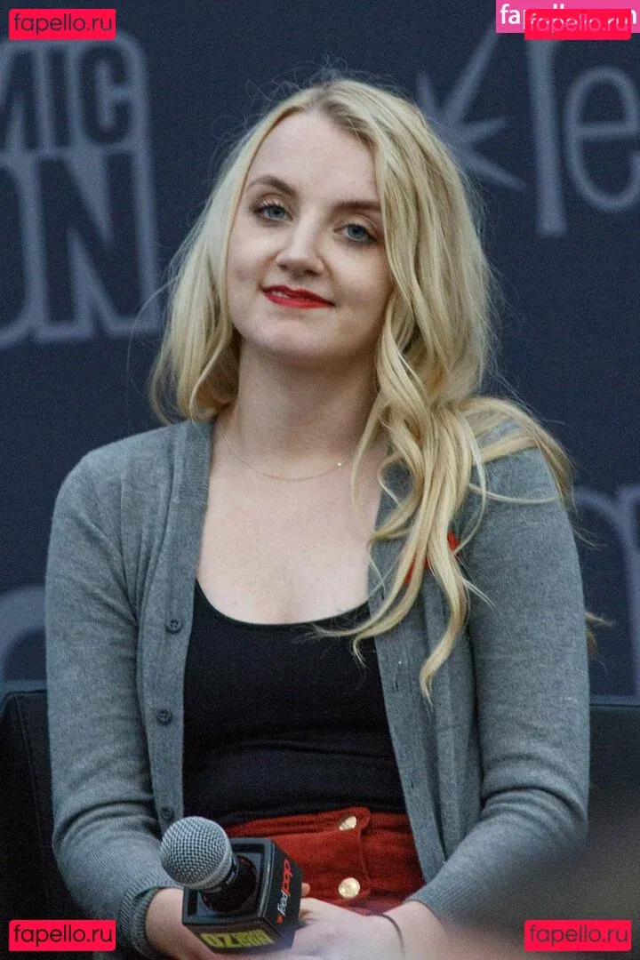 Evanna Lynch Onlyfans Photo Gallery 