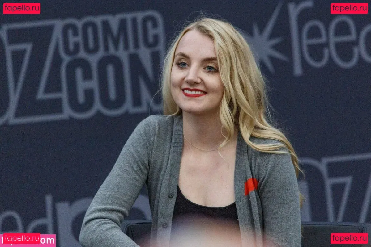 Evanna Lynch Onlyfans Photo Gallery 