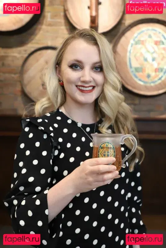 Evanna Lynch Onlyfans Photo Gallery 