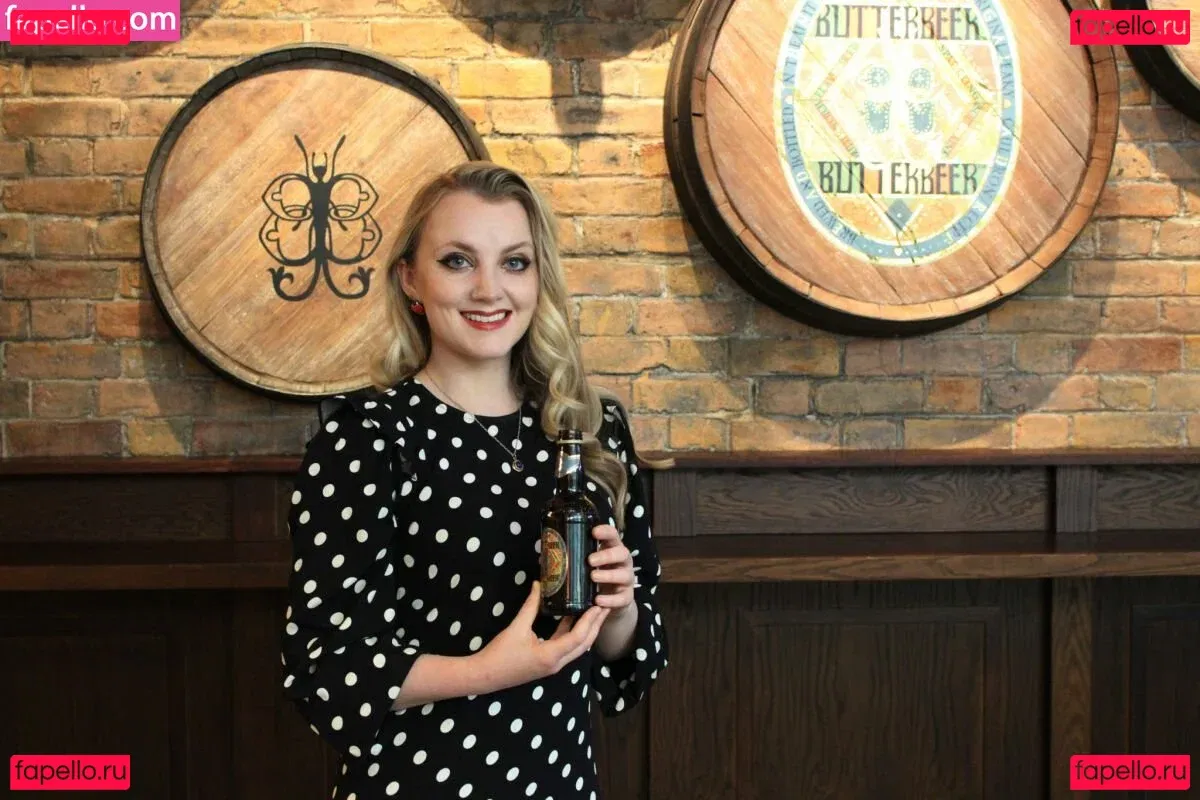 Evanna Lynch Onlyfans Photo Gallery 