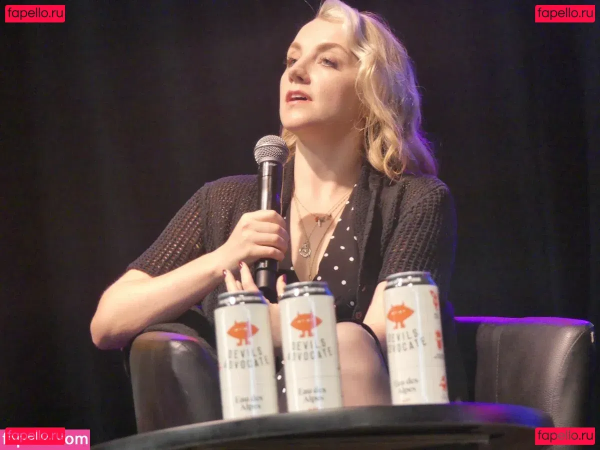 Evanna Lynch Onlyfans Photo Gallery 