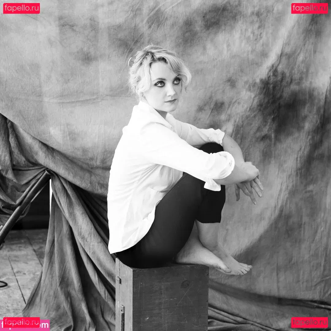 Evanna Lynch Onlyfans Photo Gallery 