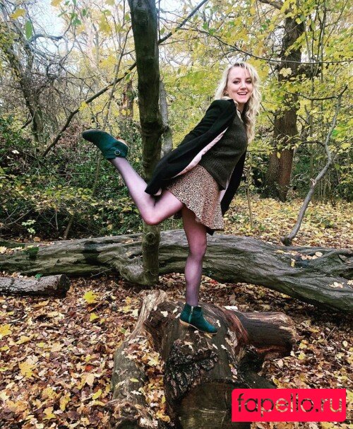 Evanna Lynch Onlyfans Photo Gallery 