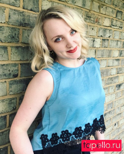 Evanna Lynch Onlyfans Photo Gallery 