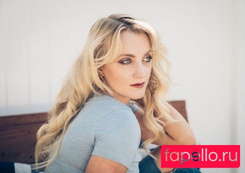 Evanna Lynch Onlyfans Photo Gallery 