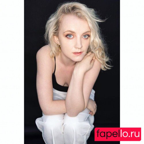 Evanna Lynch Onlyfans Photo Gallery 