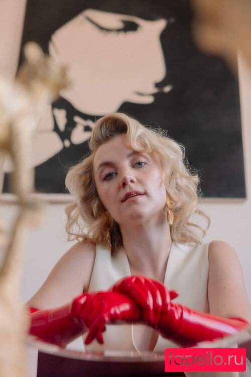 Evanna Lynch Onlyfans Photo Gallery 