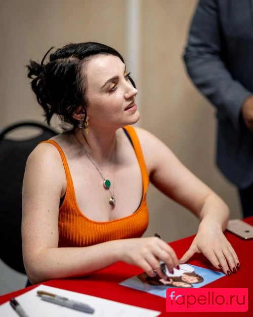 Evanna Lynch Onlyfans Photo Gallery 