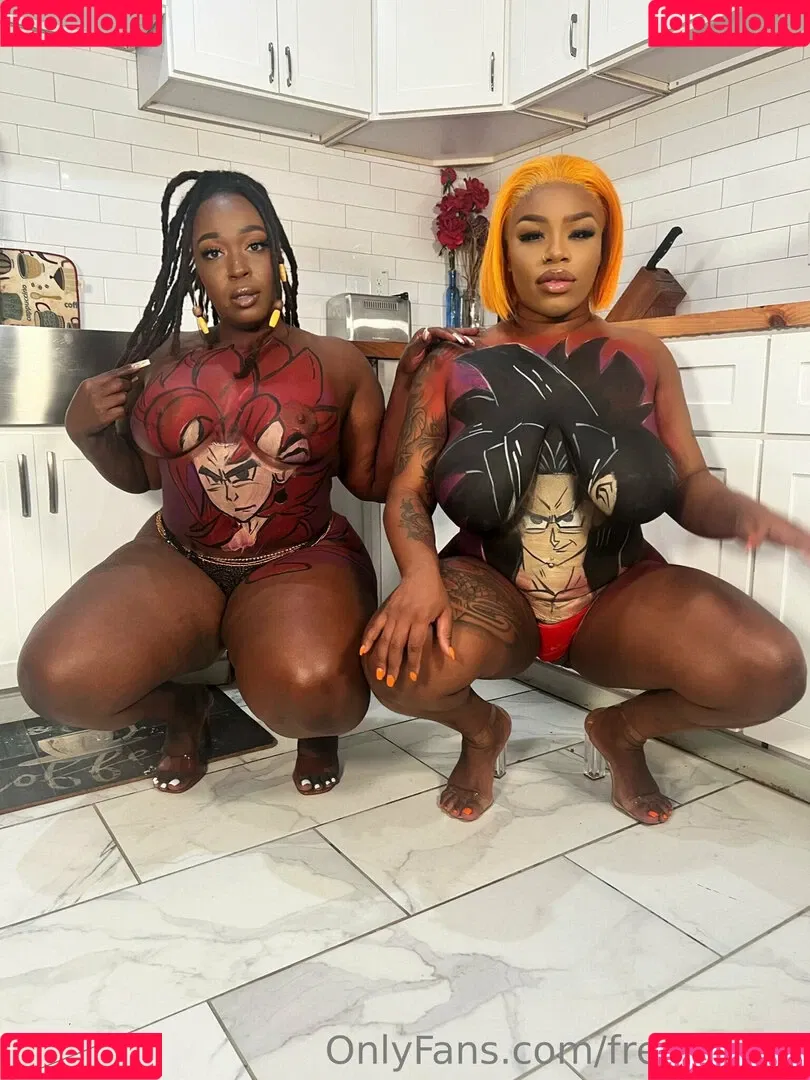 freethixen Onlyfans Photo Gallery 
