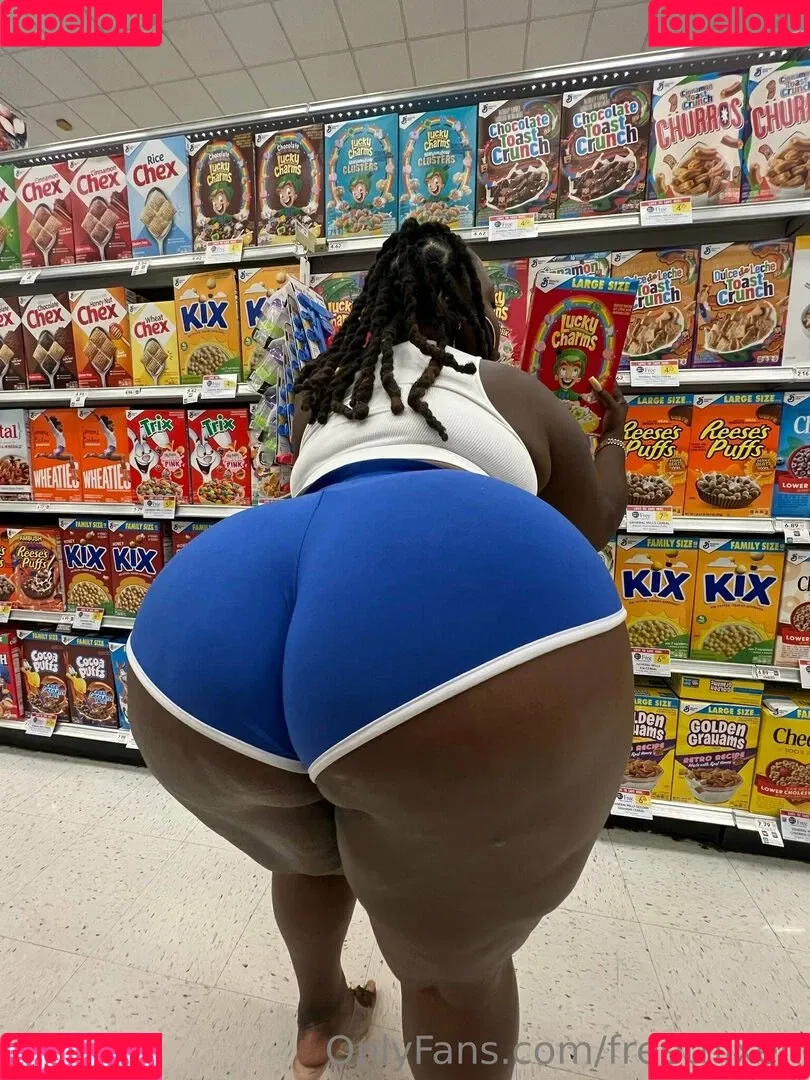 freethixen Onlyfans Photo Gallery 