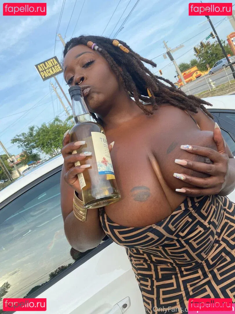 freethixen Onlyfans Photo Gallery 