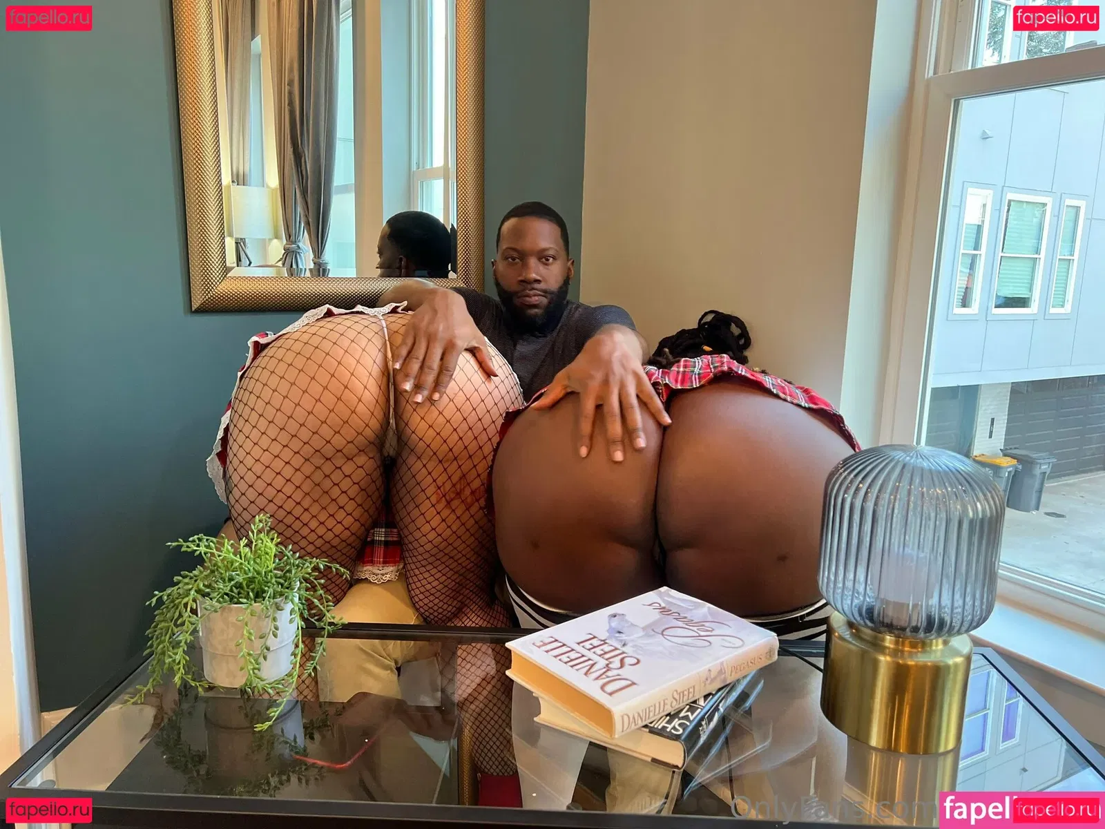 freethixen Onlyfans Photo Gallery 