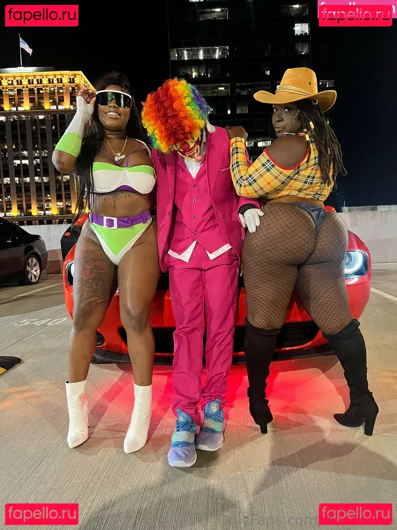 freethixen Onlyfans Photo Gallery 