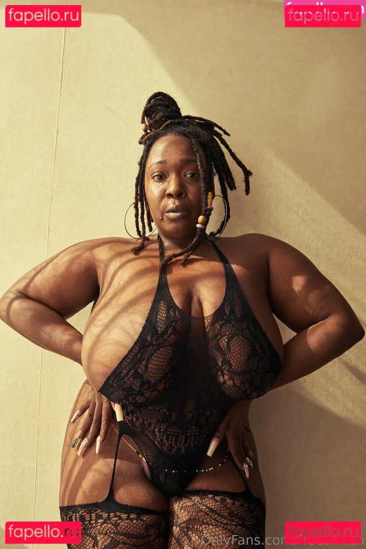 freethixen Onlyfans Photo Gallery 