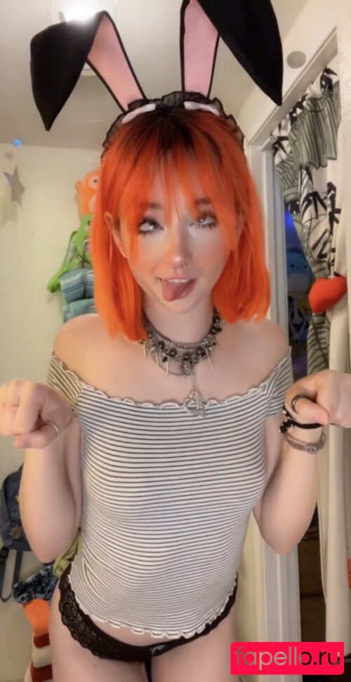 therealkyliepage Onlyfans Photo Gallery 