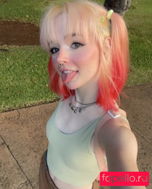 therealkyliepage Onlyfans Photo Gallery 