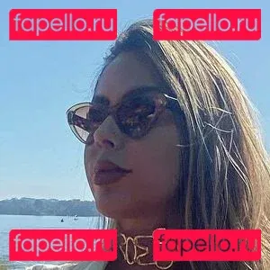 Caroline Trevisan Onlyfans Photo Gallery 