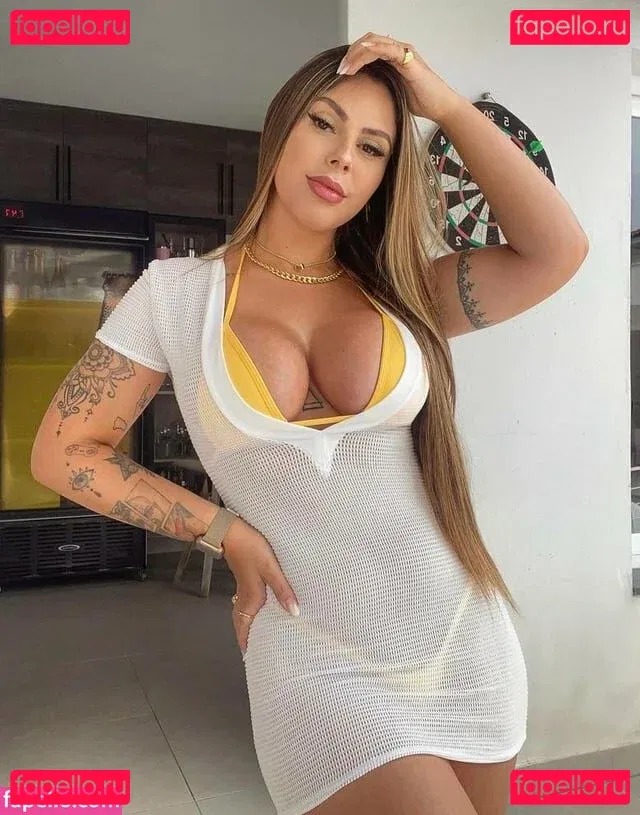 Caroline Trevisan Onlyfans Photo Gallery 
