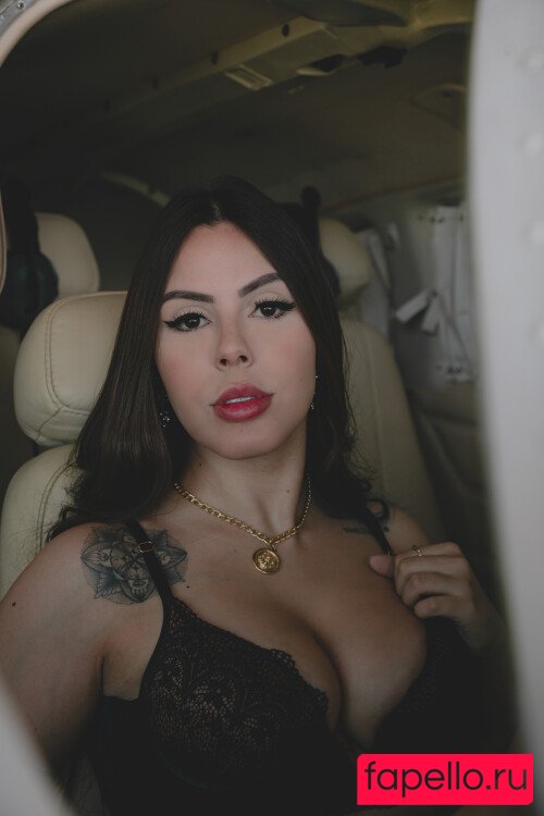 Caroline Trevisan Nude Onlyfans Photo 18