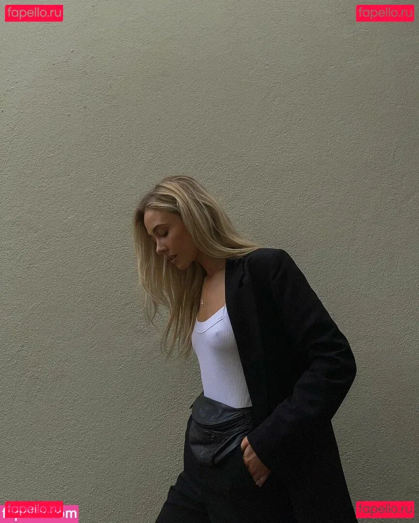 Nicola Hughes Onlyfans Photo Gallery 