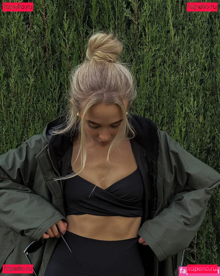 Nicola Hughes Onlyfans Photo Gallery 