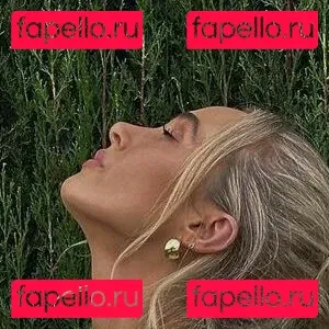 Nicola Hughes Onlyfans Photo Gallery 