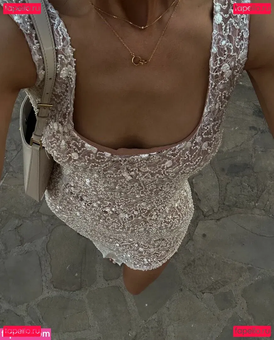 Nicola Hughes Onlyfans Photo Gallery 